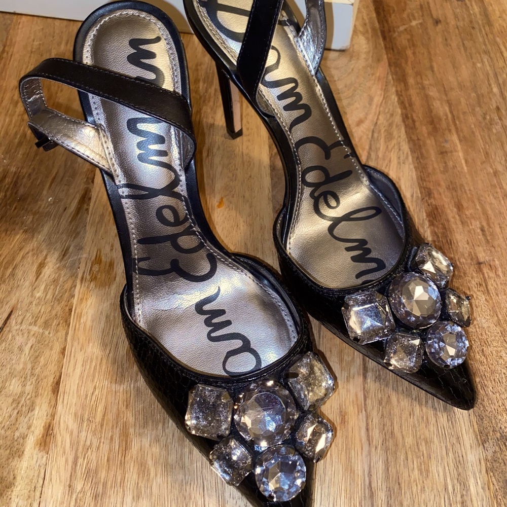 Sam Edelman beautiful stoned ankle strap heel